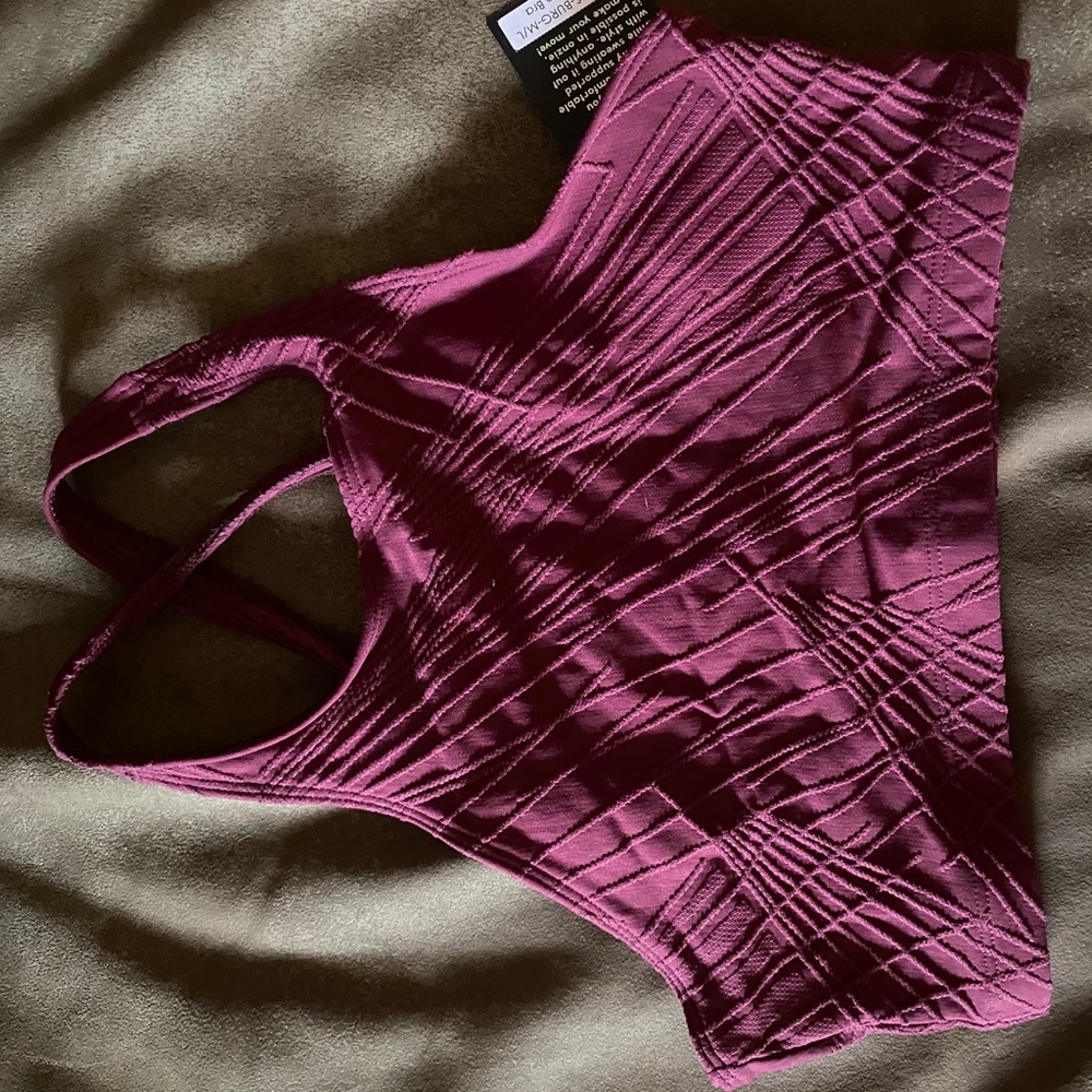 Onzie sports bra